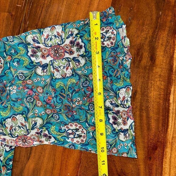 Bisou Bisou Floral Blouse in Teal - Picture 10 of 14